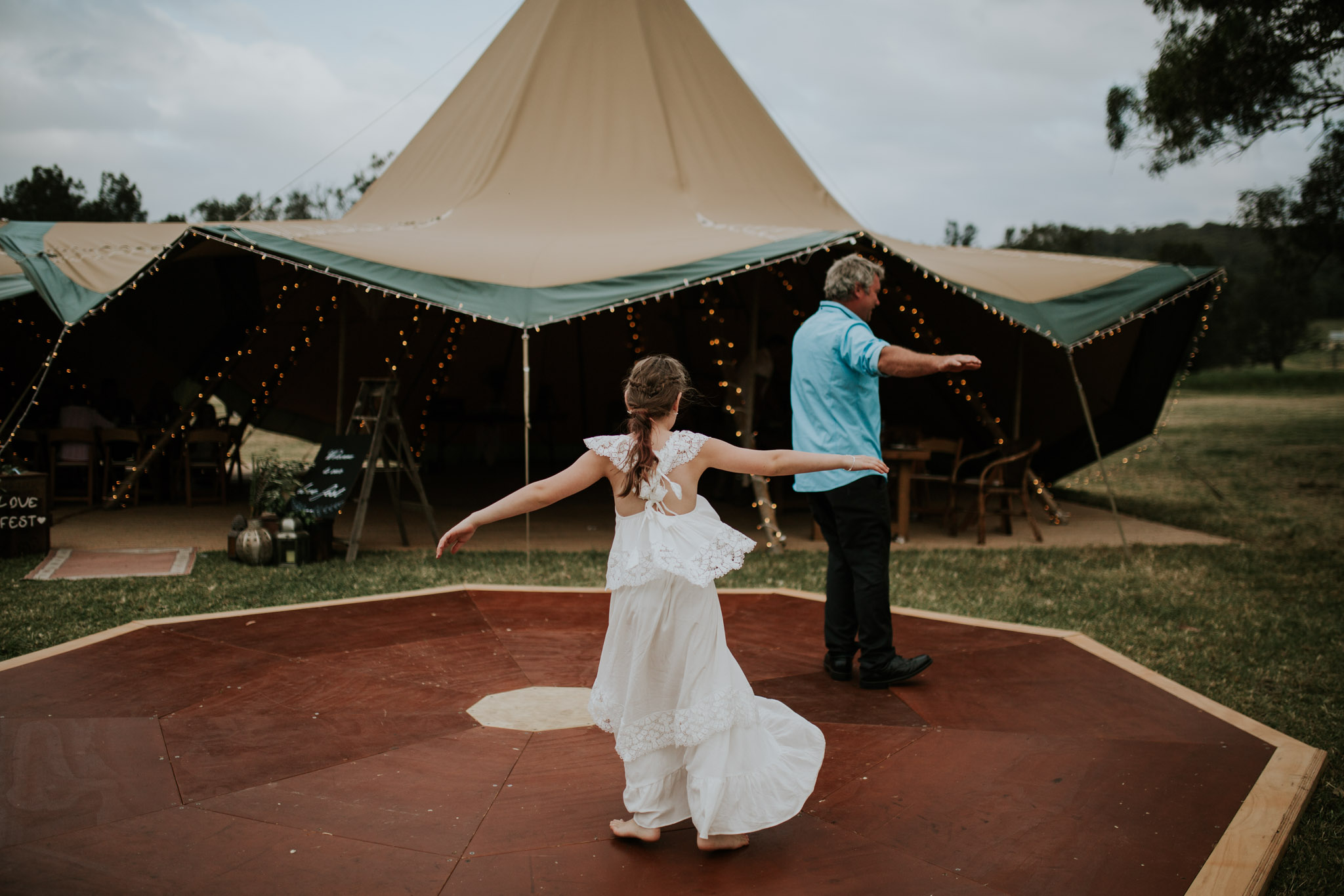 Tara_Luke_Jamberoo_Honey_farm_wedding-133.jpg