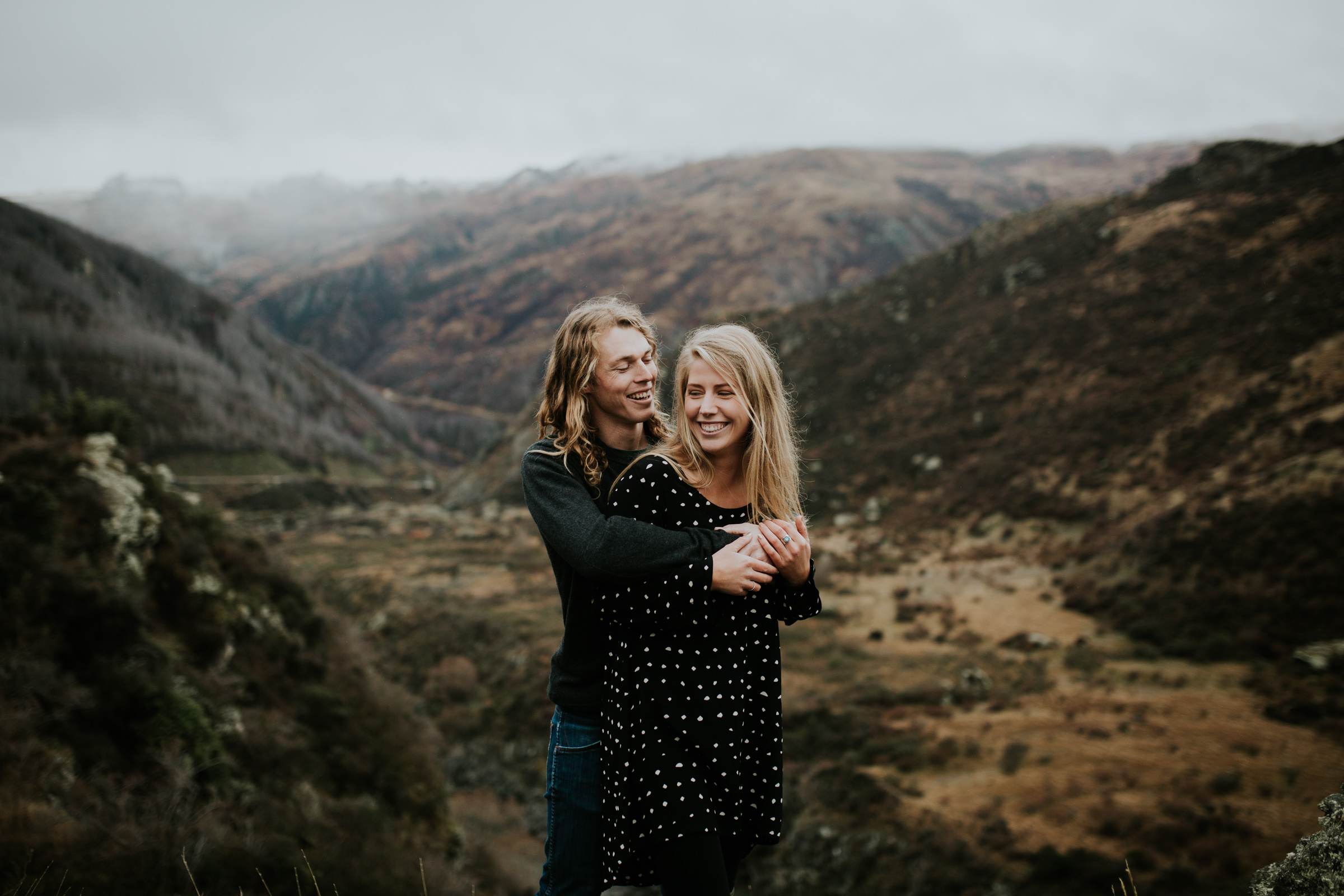 Hayden+Hannah+Gibbston+Valley+Couple+Session+New+Zealand-21.jpg