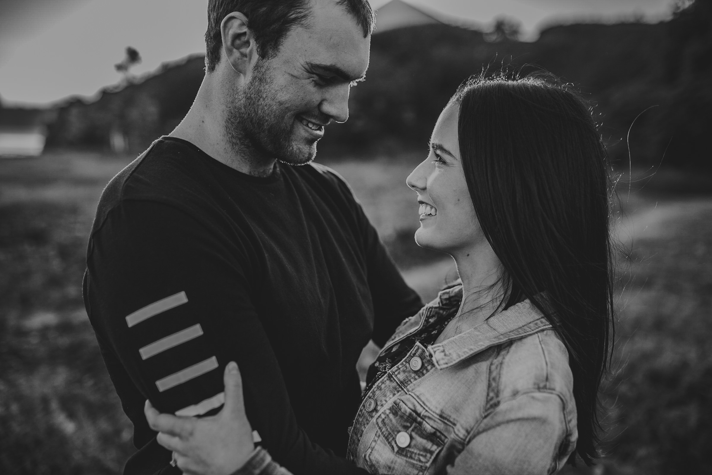 Zoe+Matt+Gerringong+beach+Engagement+Session-3.jpg