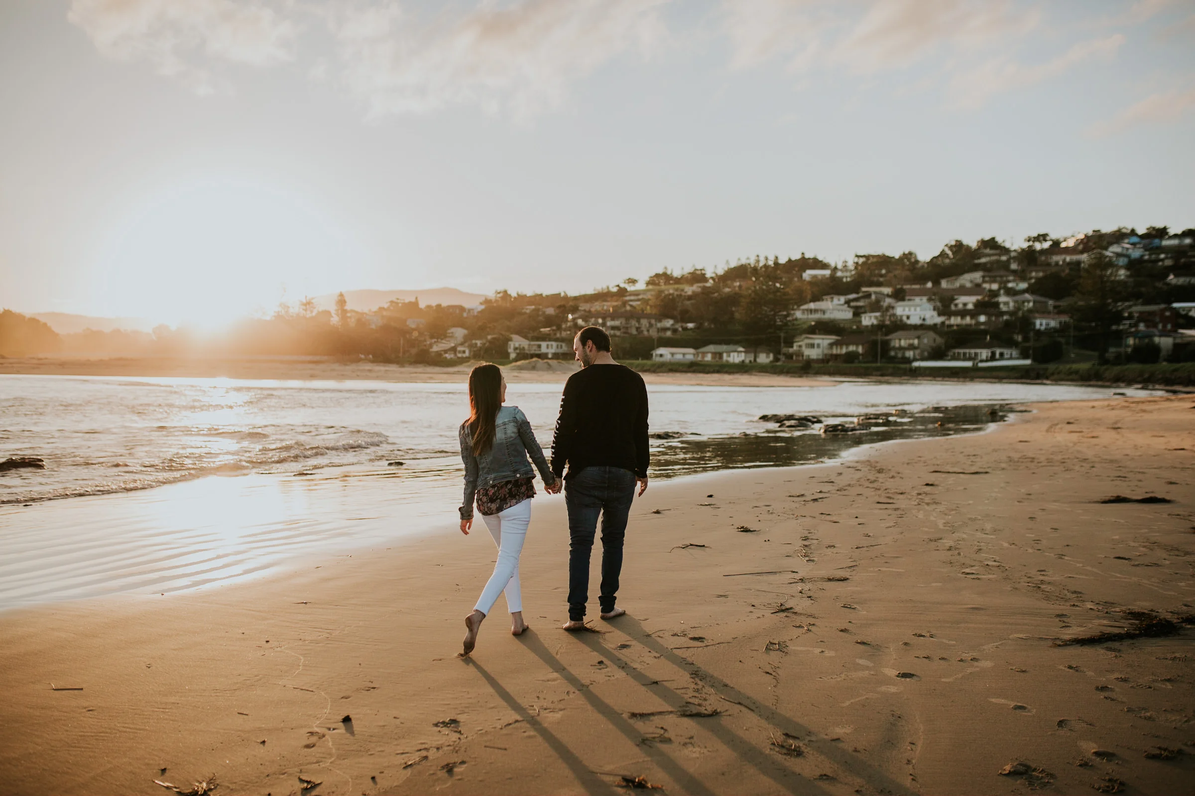 Zoe+Matt+Gerringong+beach+Engagement+Session-21.jpg