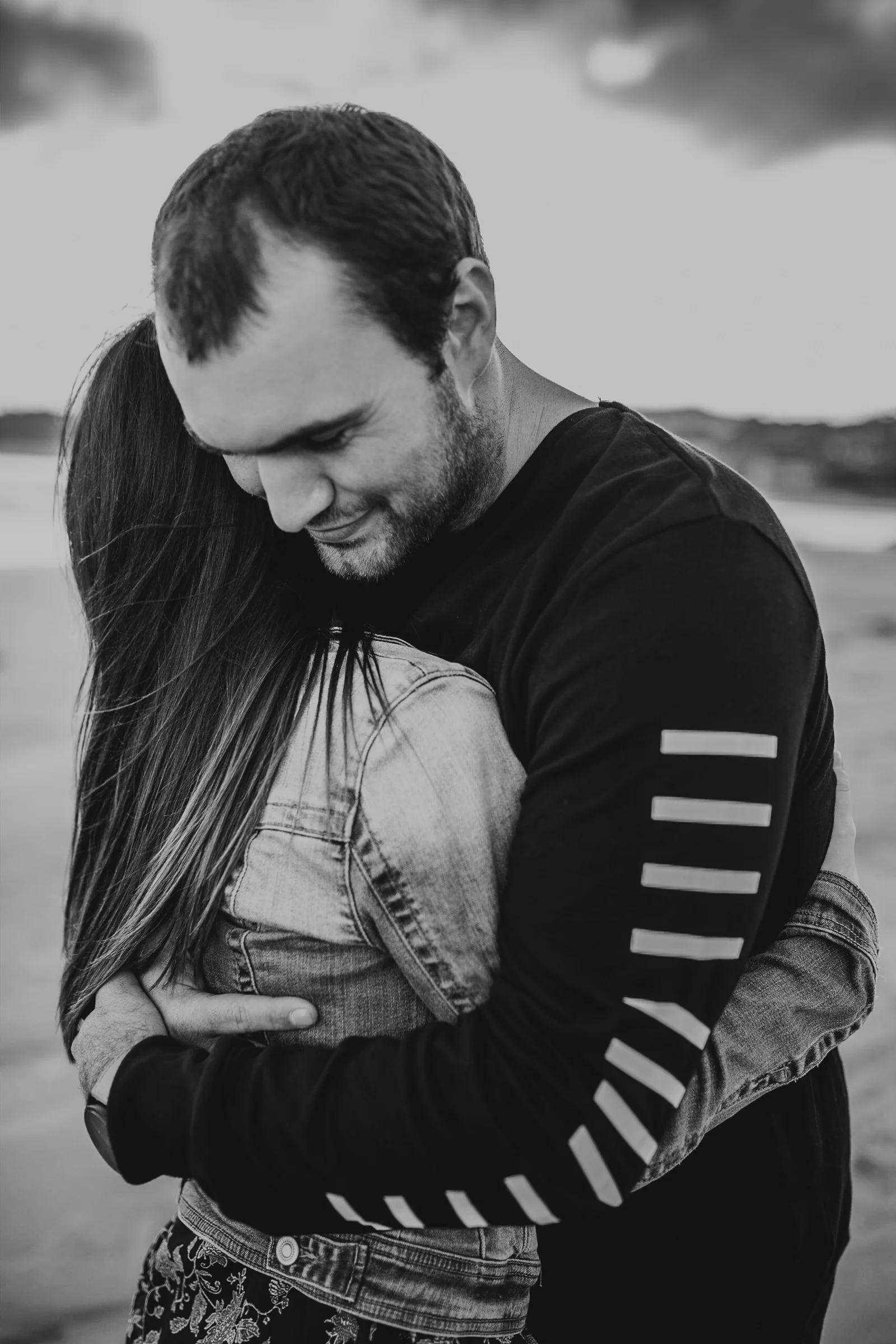 Zoe+Matt+Gerringong+beach+Engagement+Session-25.jpg