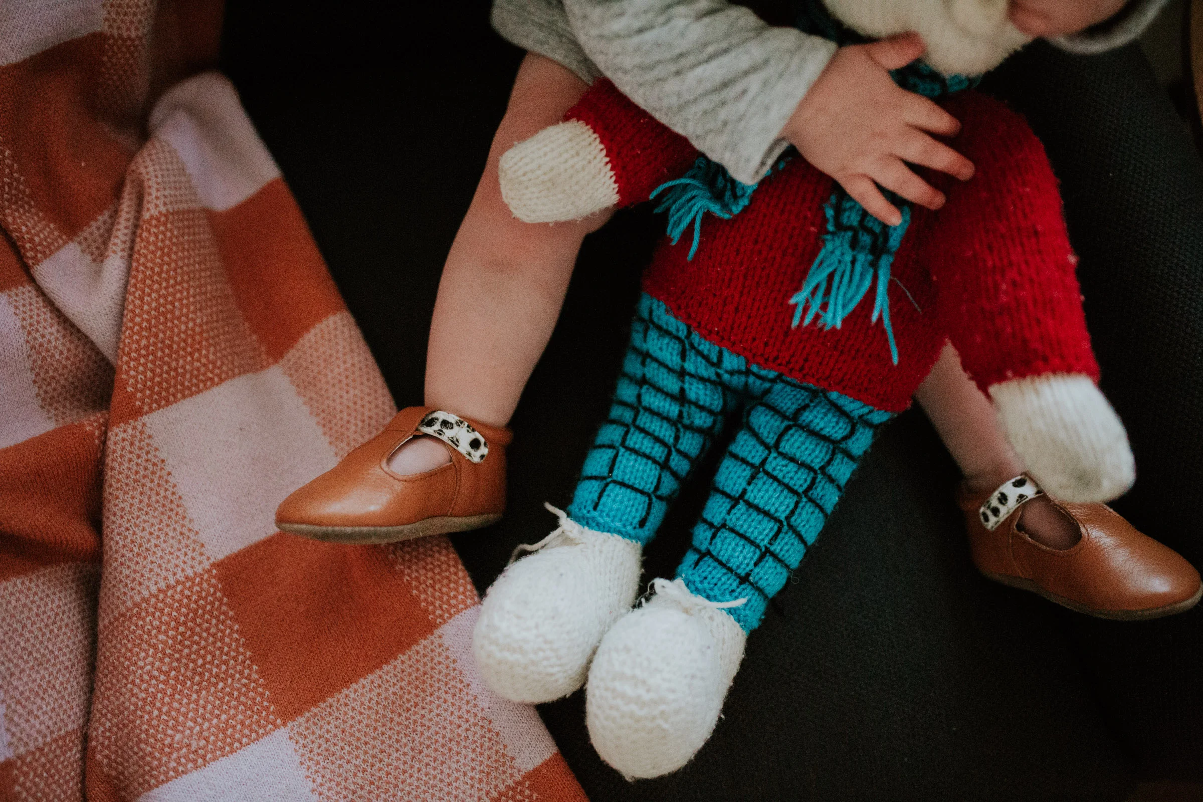 ROB+LOZ+ELKIE+KOCH+FAMILY+INHOME+LIFESTYLE+SESSION-107.jpg