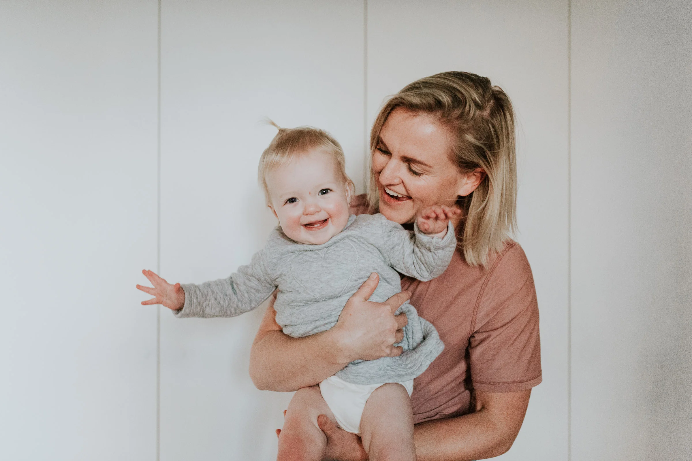 ROB+LOZ+ELKIE+KOCH+FAMILY+INHOME+LIFESTYLE+SESSION-111.jpg