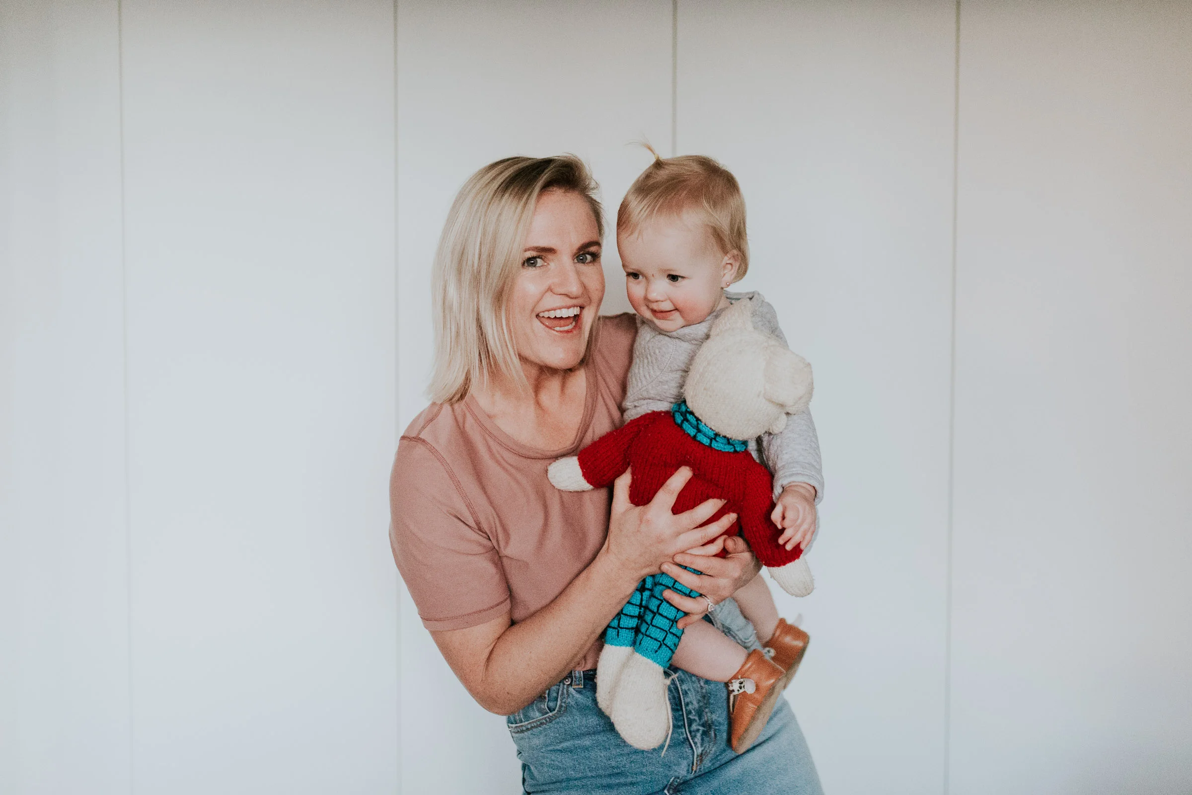 ROB+LOZ+ELKIE+KOCH+FAMILY+INHOME+LIFESTYLE+SESSION-112.jpg