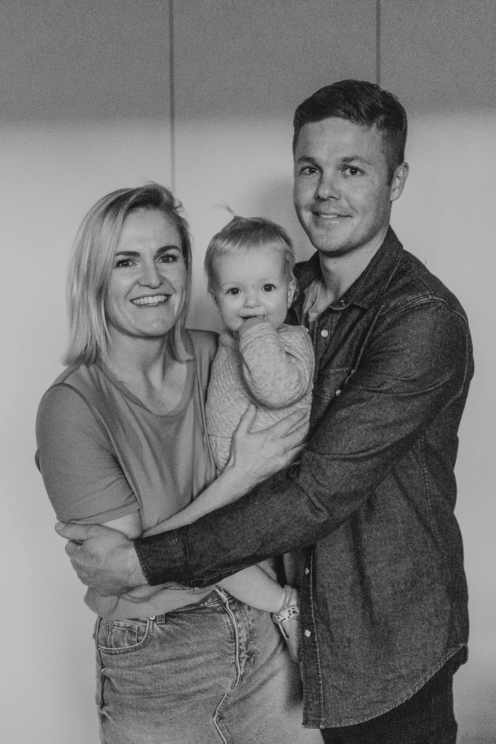 ROB+LOZ+ELKIE+KOCH+FAMILY+INHOME+LIFESTYLE+SESSION-114.jpg