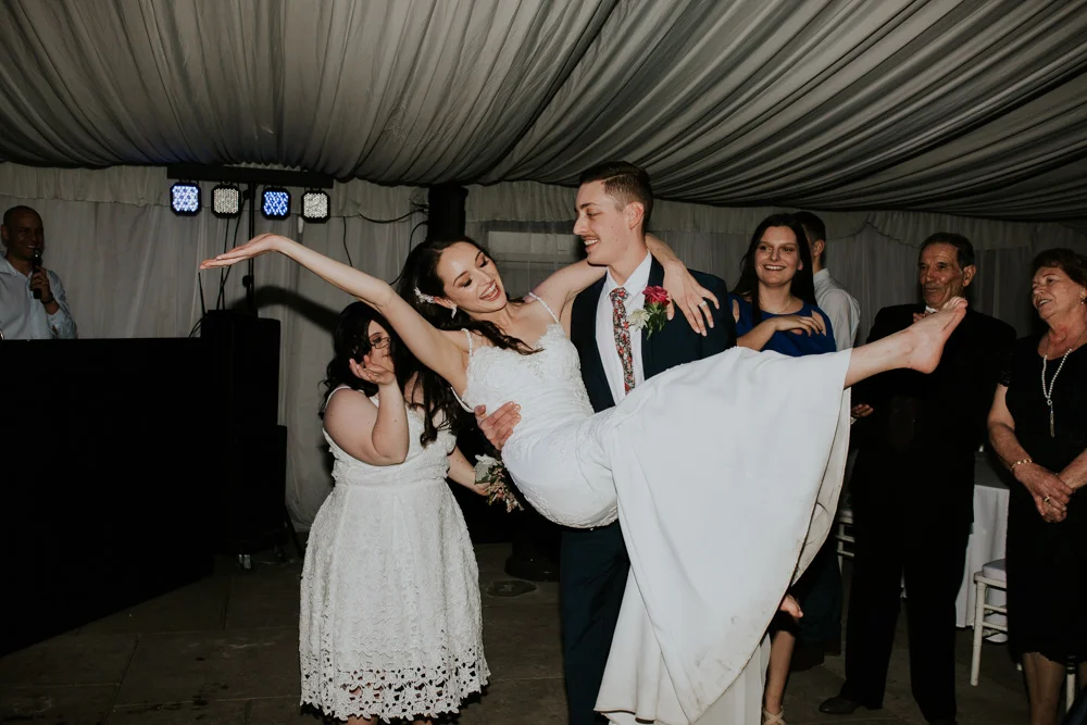 Priscilla + Sam - Alana Taylor Photography + Ravensthorpe + Albion park + Reception-101.jpg