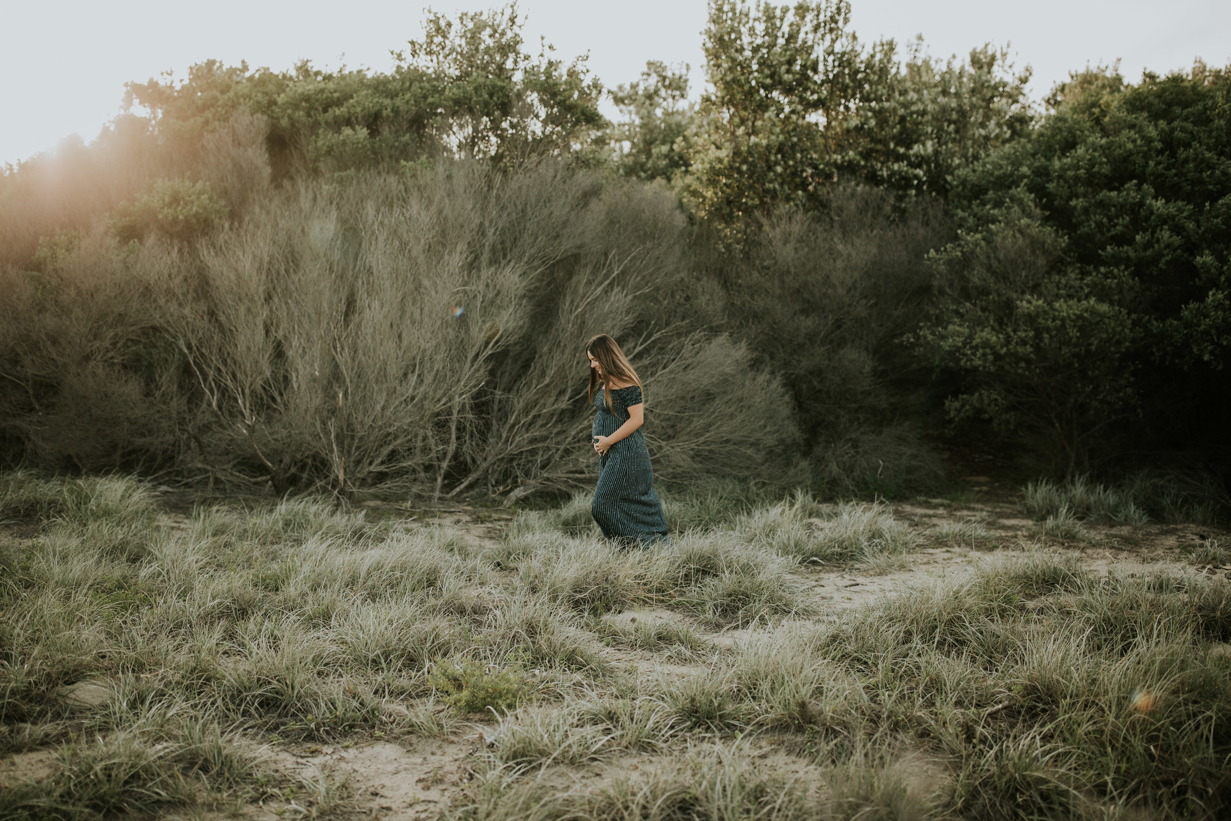 AMY+ANDREW+SHOALHAVEN+HEADS+BEACH+MATERNITY+SESSION+CANDID-1.jpg