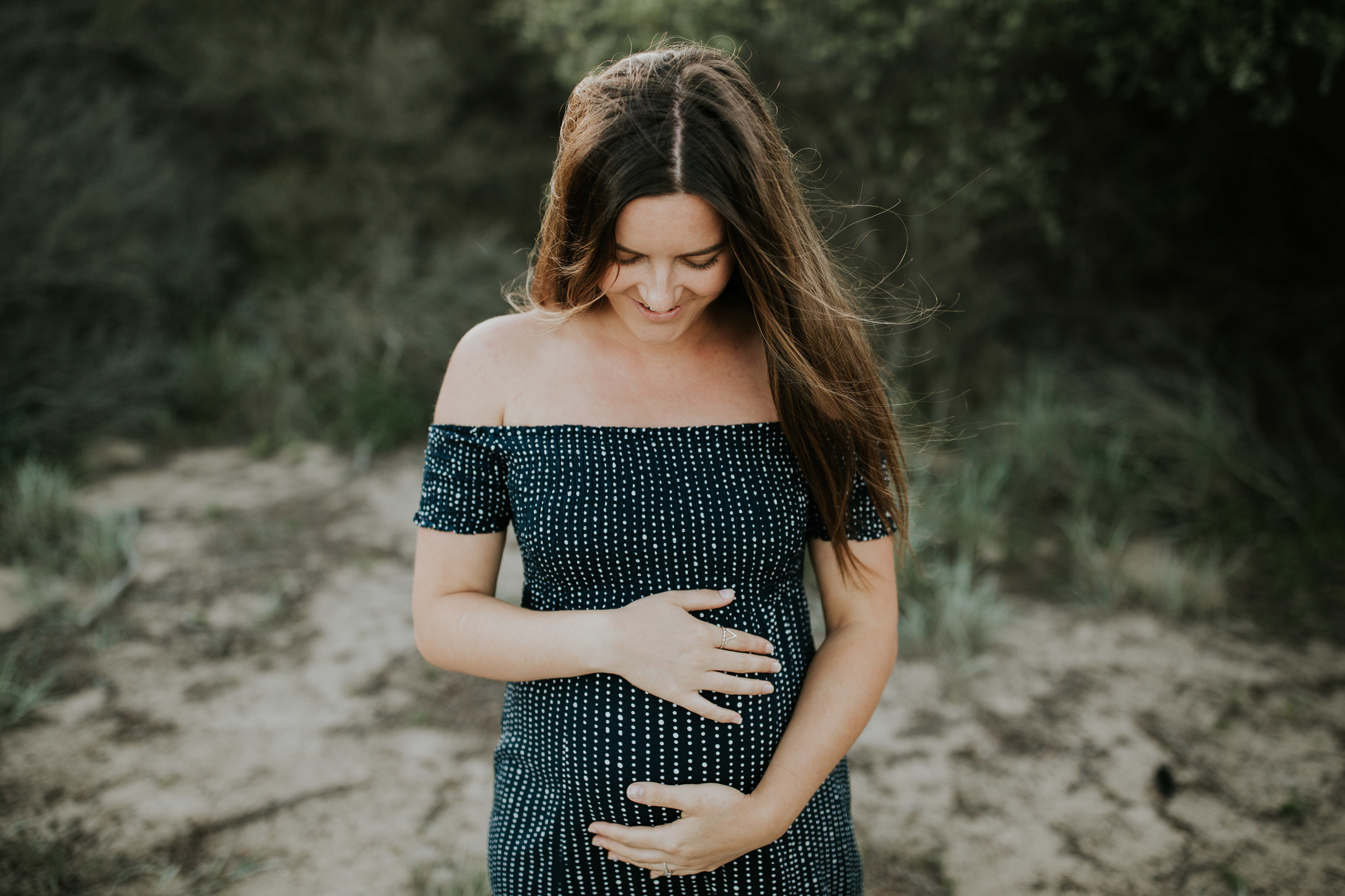 AMY+ANDREW+SHOALHAVEN+HEADS+BEACH+MATERNITY+SESSION+CANDID-4.jpg