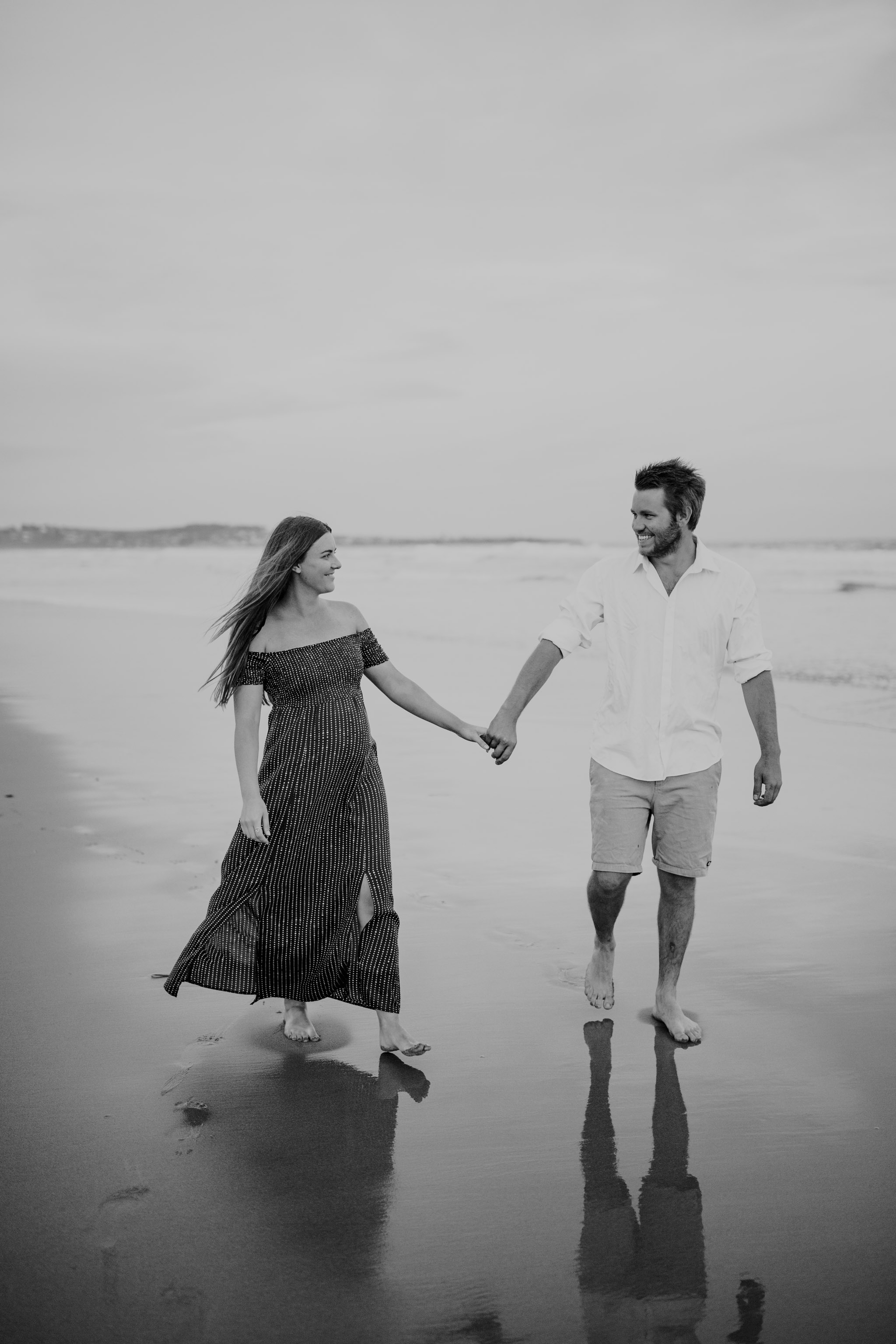 AMY+ANDREW+SHOALHAVEN+HEADS+BEACH+MATERNITY+SESSION+CANDID-26.jpg