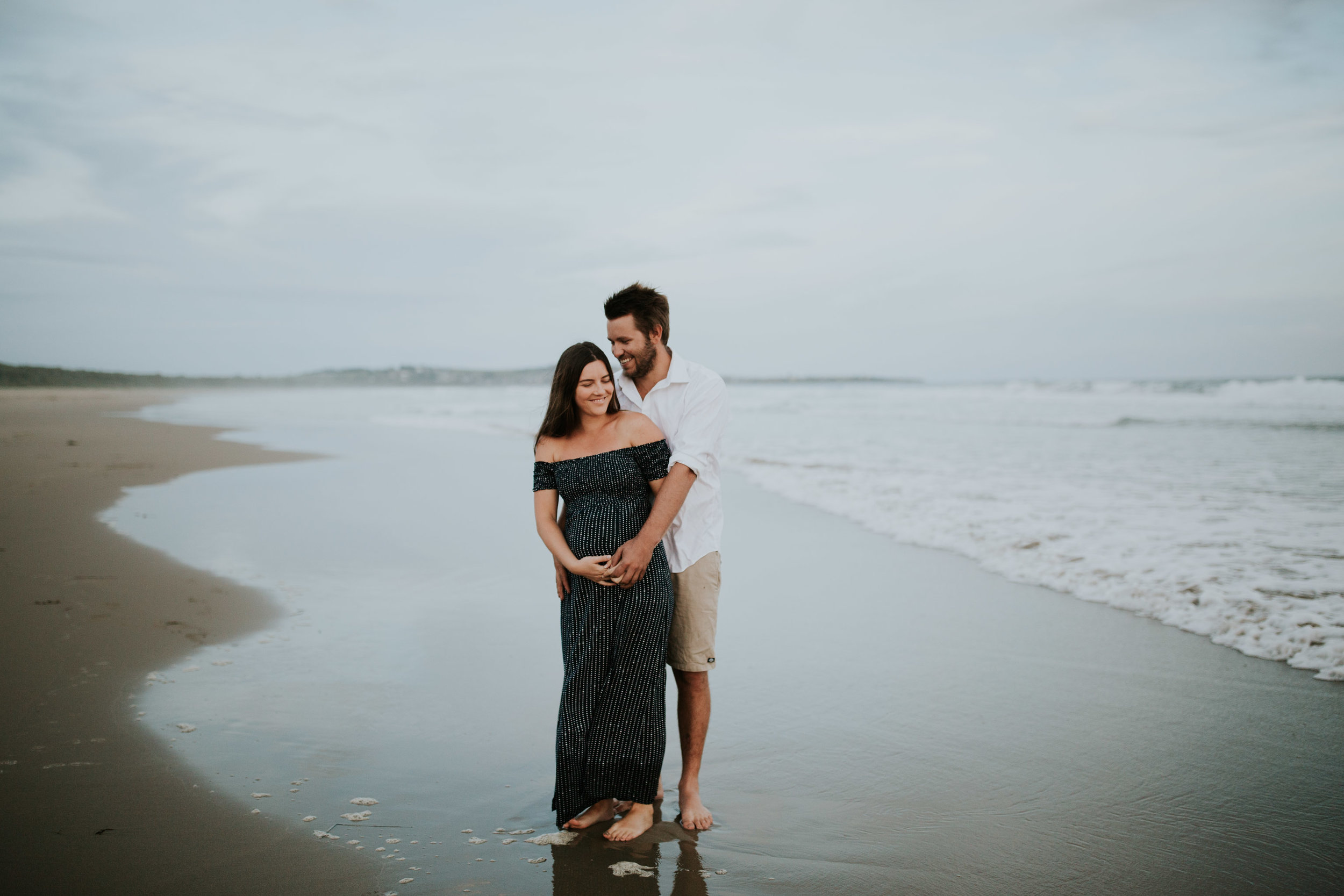 AMY+ANDREW+SHOALHAVEN+HEADS+BEACH+MATERNITY+SESSION+CANDID-29.jpg