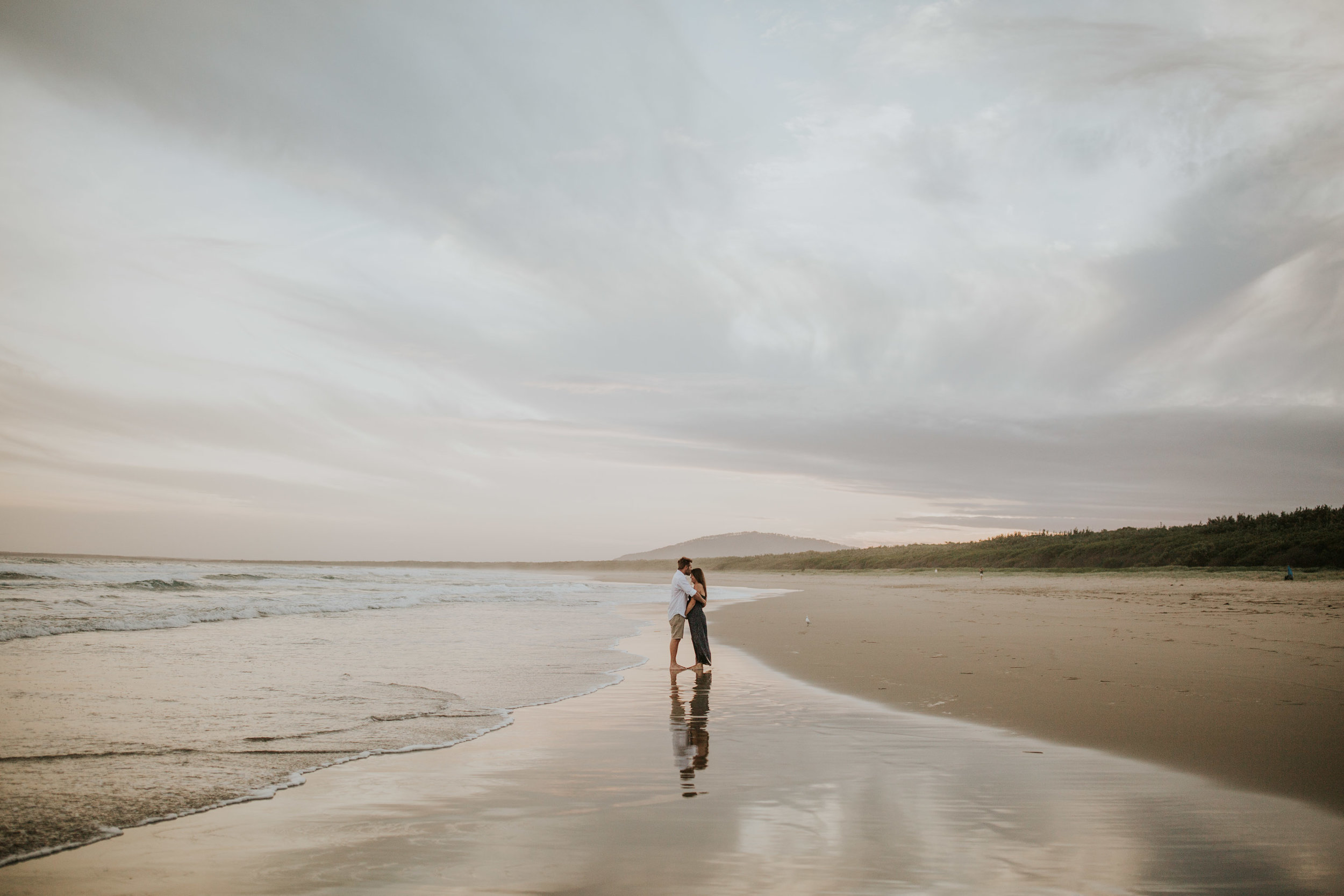 AMY+ANDREW+SHOALHAVEN+HEADS+BEACH+MATERNITY+SESSION+CANDID-32.jpg