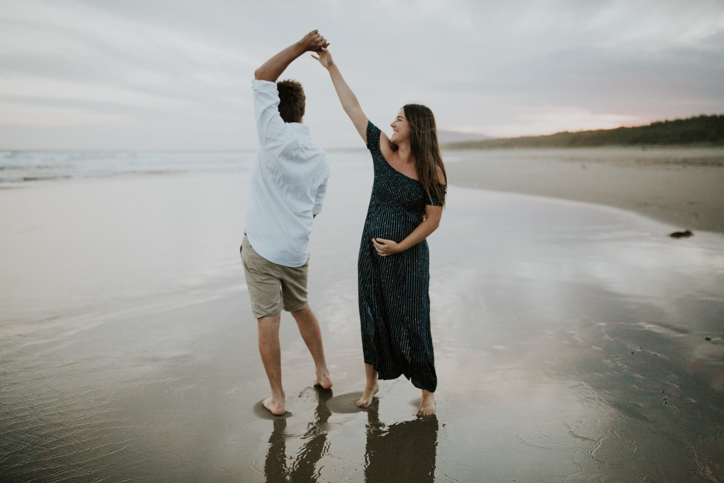 AMY+ANDREW+SHOALHAVEN+HEADS+BEACH+MATERNITY+SESSION+CANDID-42.jpg