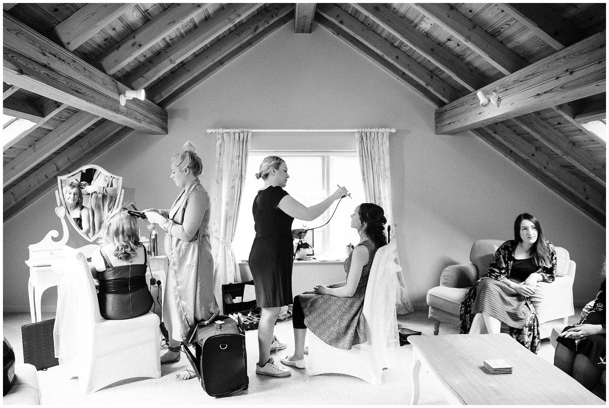 The Oak Tree at Peover - Cheshire Wedding Photographer-13.jpg
