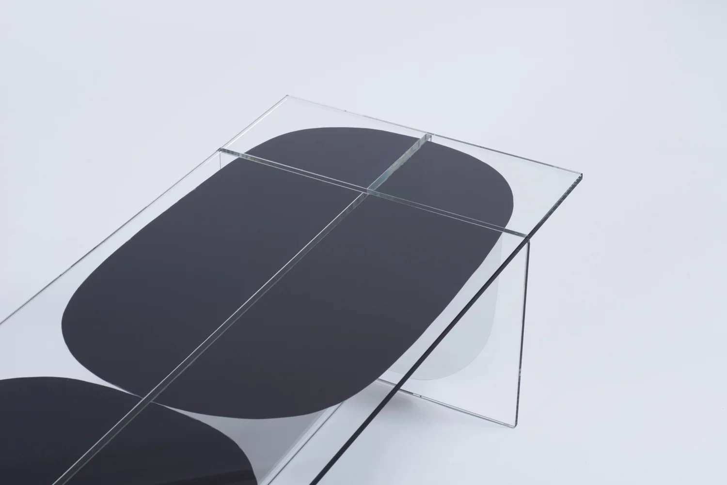 say hi to_ BiPolar Table