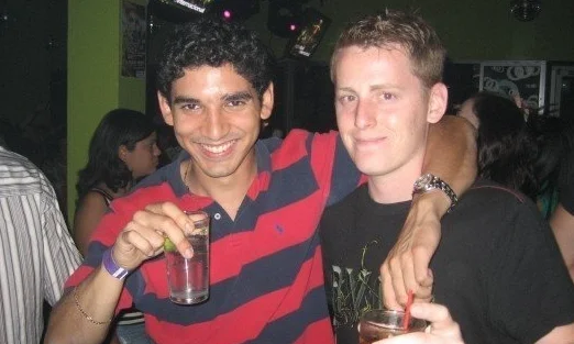 Carlos and Carla in Town