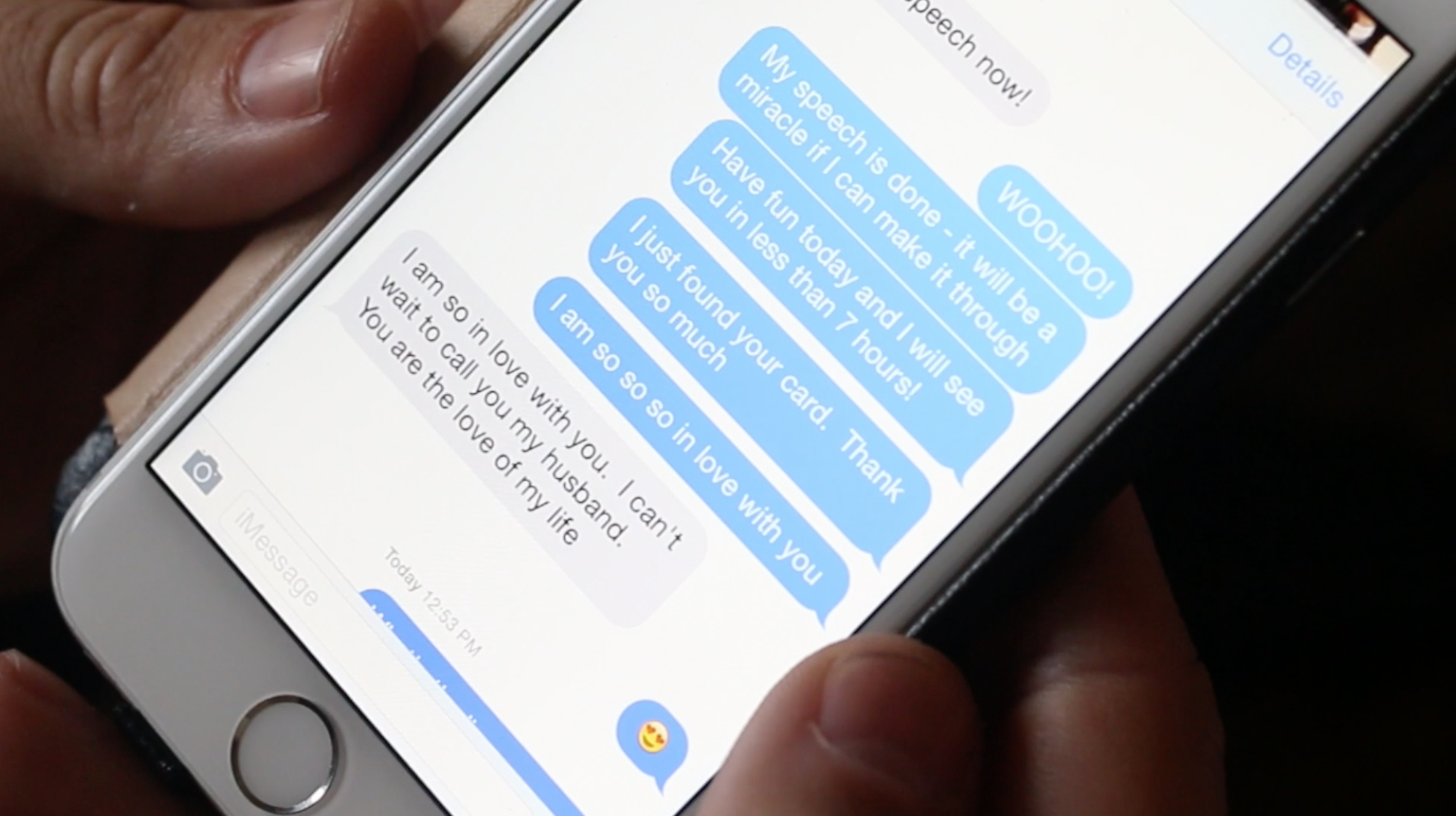 CHRIS + JEN'S CUTE PRE-WEDDING TEXTING