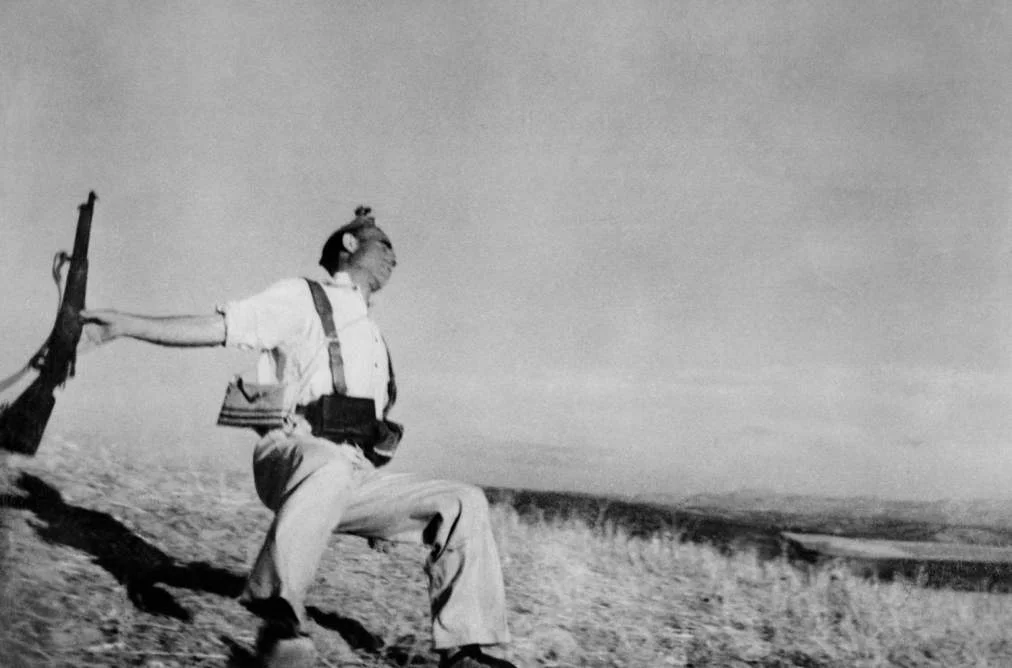 robert-capa-falling-soldier.jpg