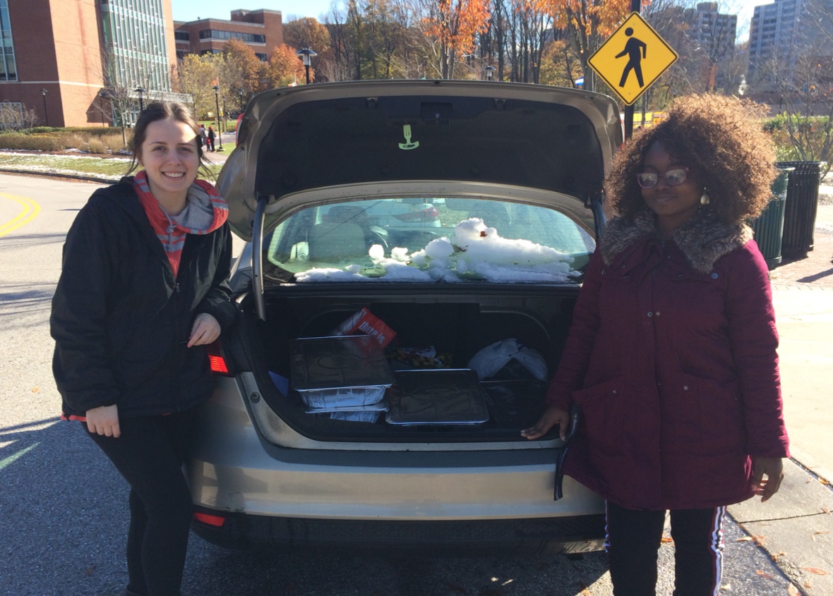 Students from Towson University during the food recovery process.