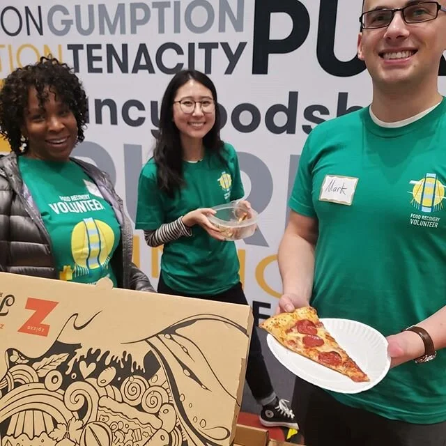 Hey all check-in has started for the largest food recovery of the year!! Come grab your green shirt, enjoy the pizza!

#30kinaday 
#FancyFoodRecovery 
#winterfancy 
@specialtyfoodassociation