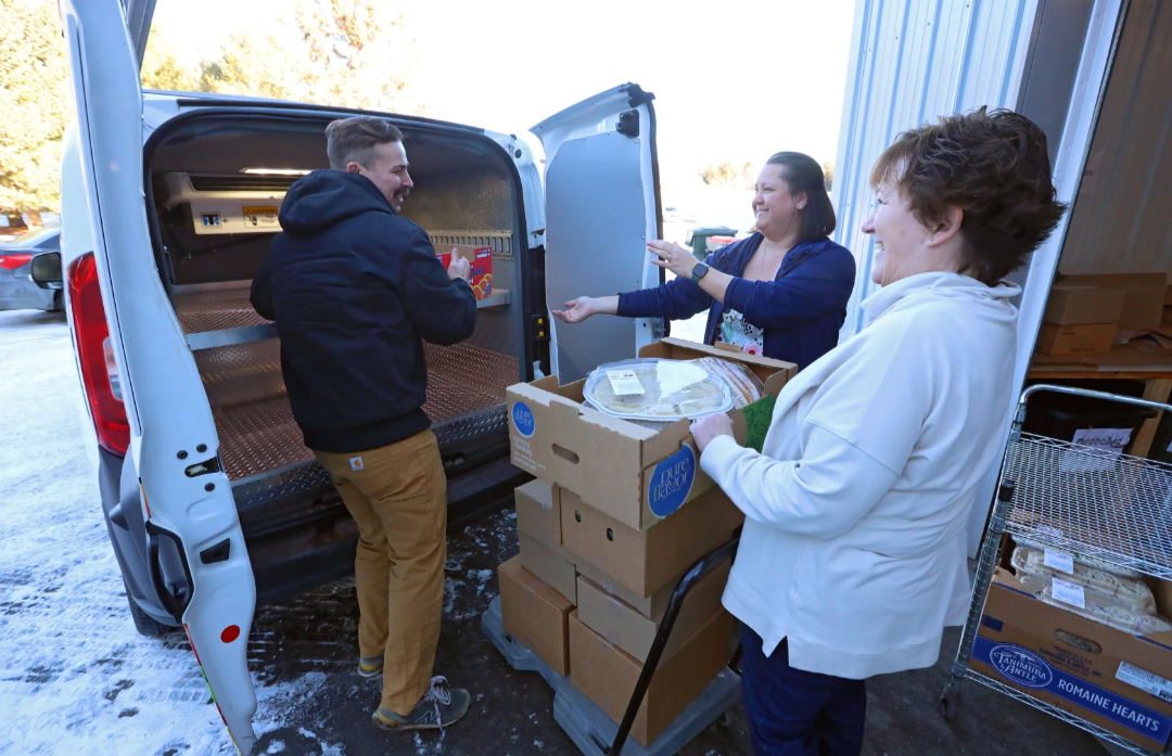 Food Recovery Network Offers Third Year of Funding Opportunities&nbsp; to Expand Food Recovery on Community and Technical College Campuses&nbsp;&nbsp;