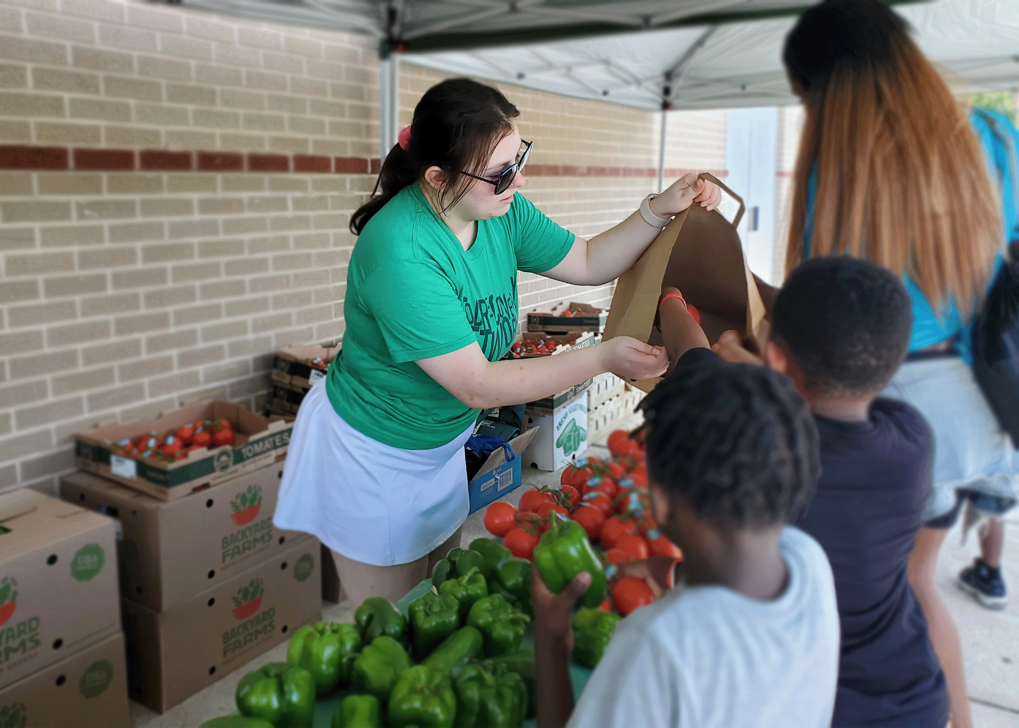Food Recovery Network Hosts Free Pop-Up Produce Markets for Baltimore ...