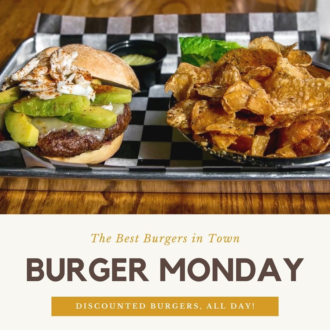 🍔 All of our Burgers on the menu are discounted every Monday! Plus you can Build Your Own Burger starting at $9. &spades;️&hearts;️&clubs;️&diams;️All In Mondays! Free Weekly Poker Tonight! Sign-ups at 7:30pm! $3 Guinness Pints All Day! #burger #pok