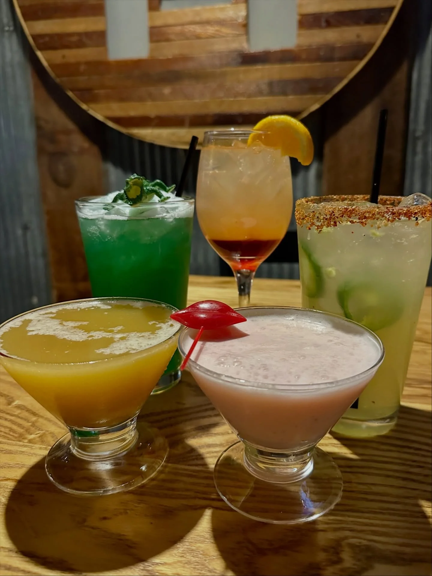 ✨💃 DWTS FINALE NIGHT at Saloon 151! 💃✨
It&rsquo;s the biggest night of the season and we&rsquo;re going ALL OUT for the finale of Dancing With the Stars!

Join us TONIGHT (11/25) for:
🌟 $10 DWTS-themed cocktails (available 7pm&ndash;midnight)
🎉 G