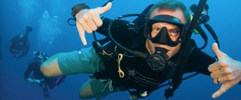 people scuba diving.jpg