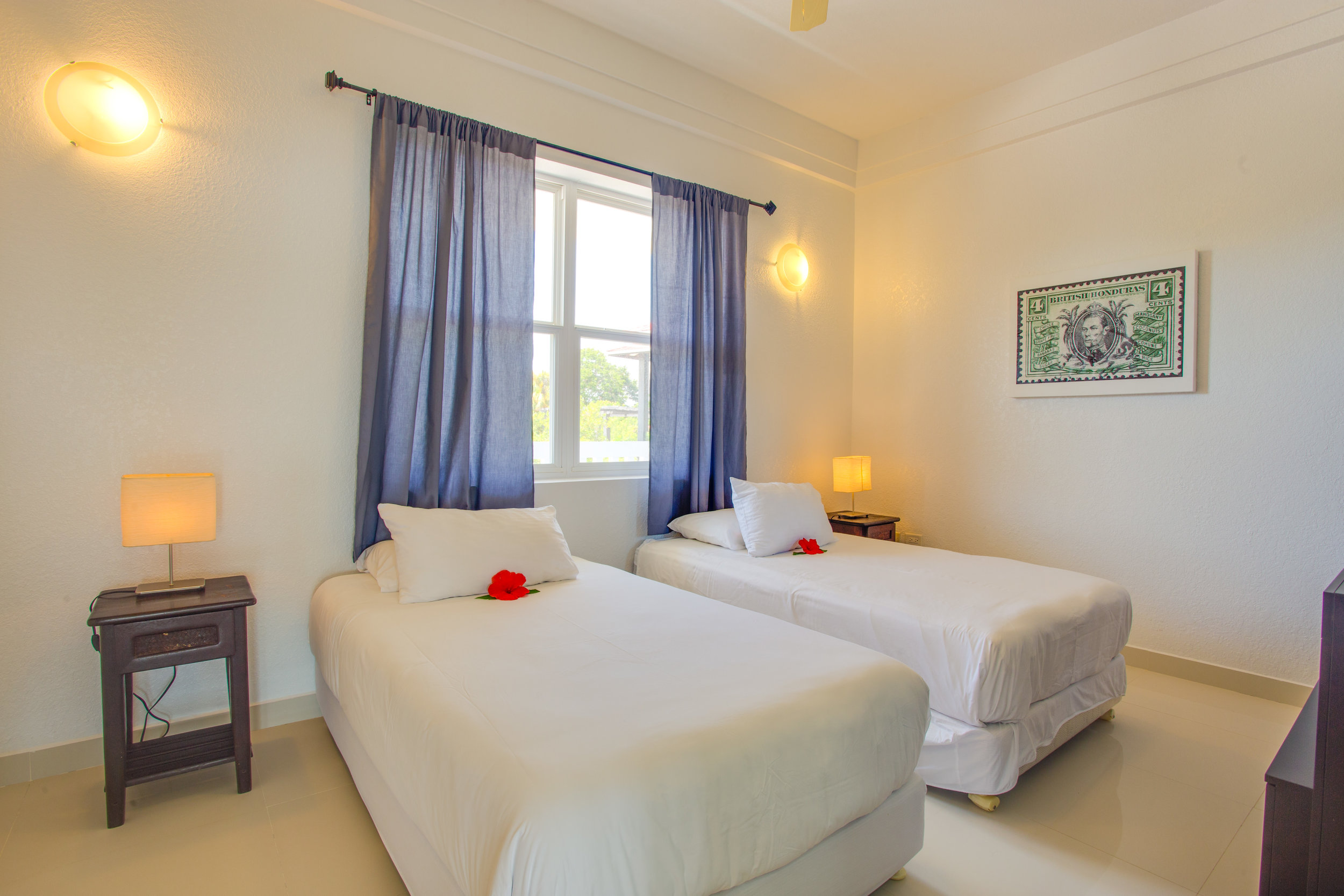 Sunset_View_Room-10.jpg