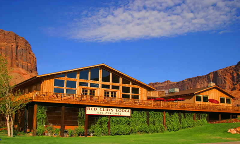   Photo Courtesy of Red Cliffs Lodge: redcliffslodge.com  