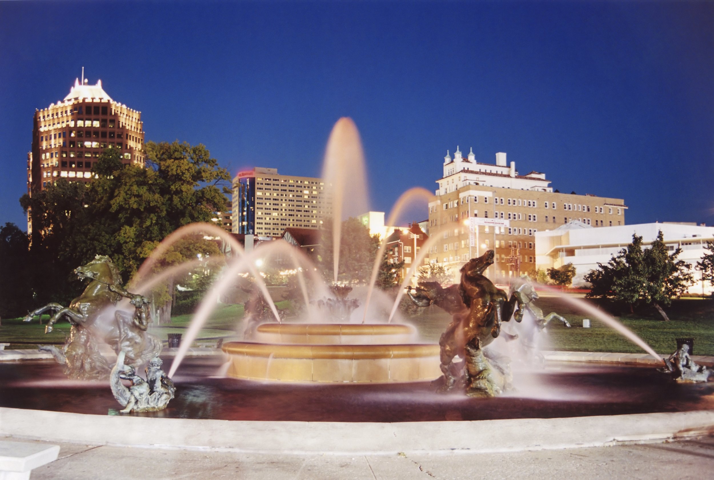 Kansas City Christmas — American Classic Tours