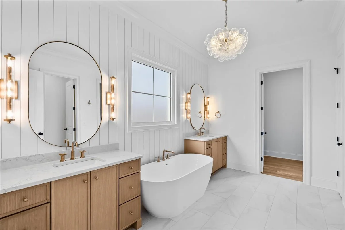 28-Megan 8105 Falcon-28.jpg