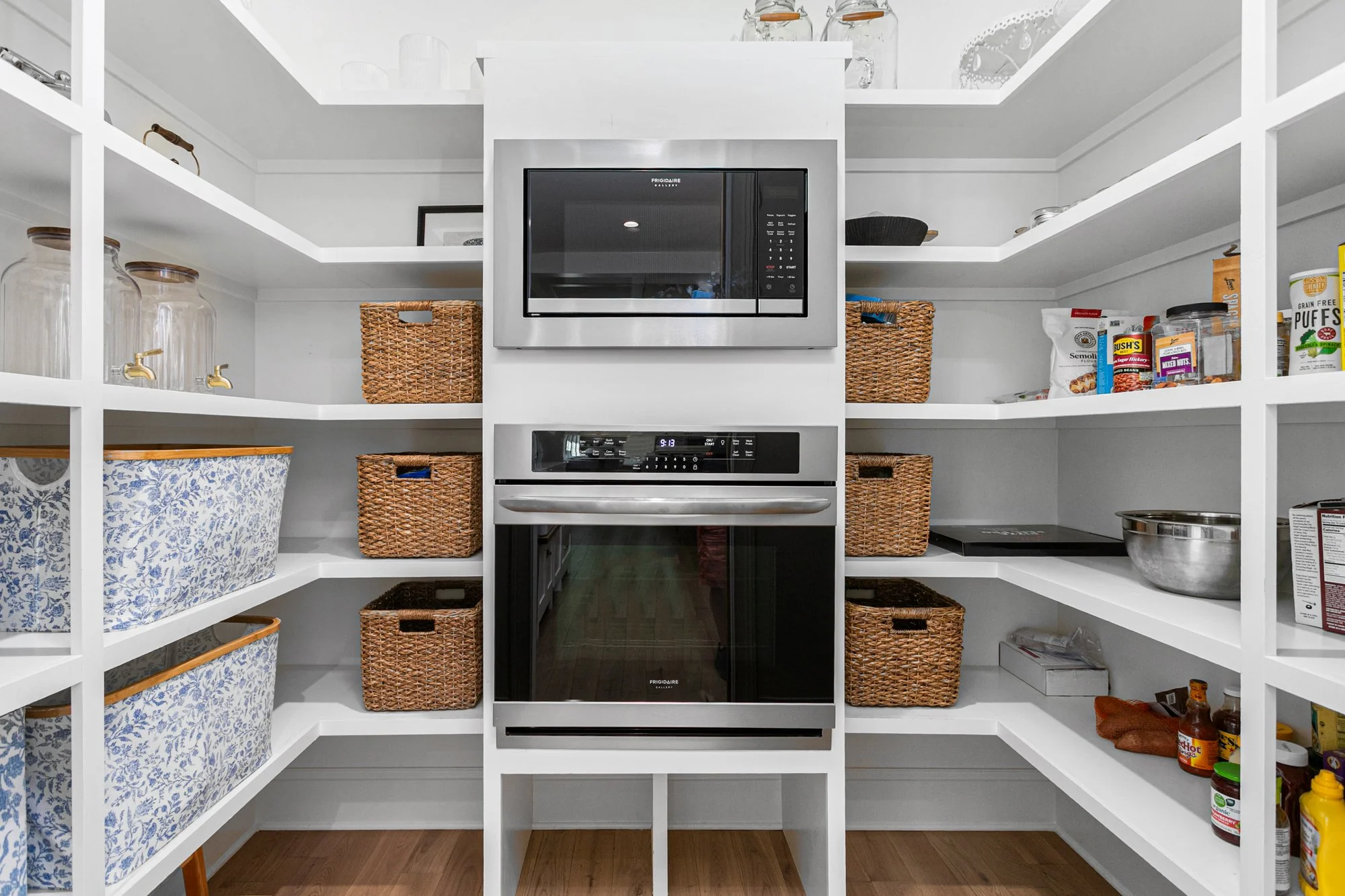 6765 Cold Water Ter-23.jpg