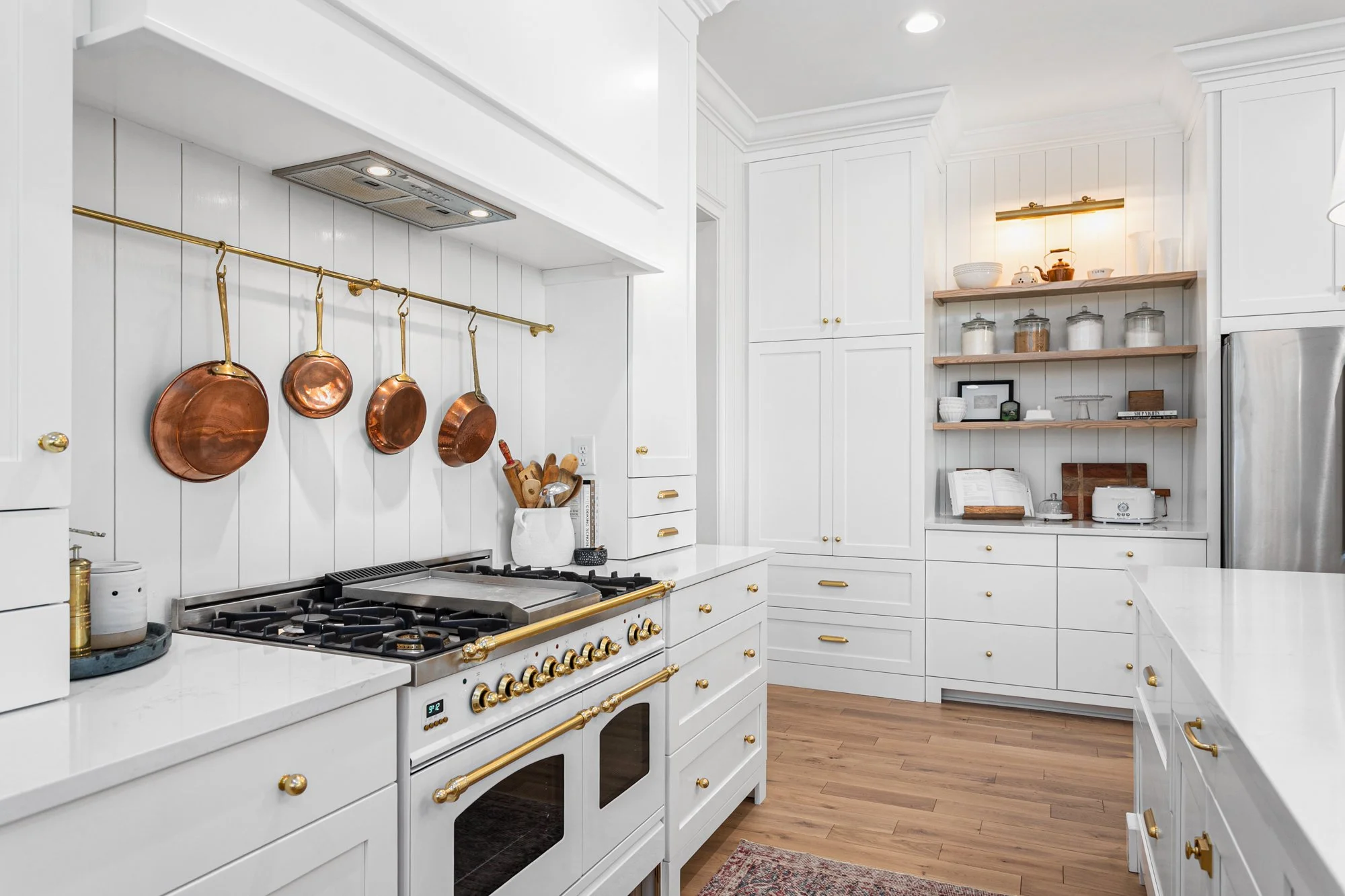 6765 Cold Water Ter-19.jpg