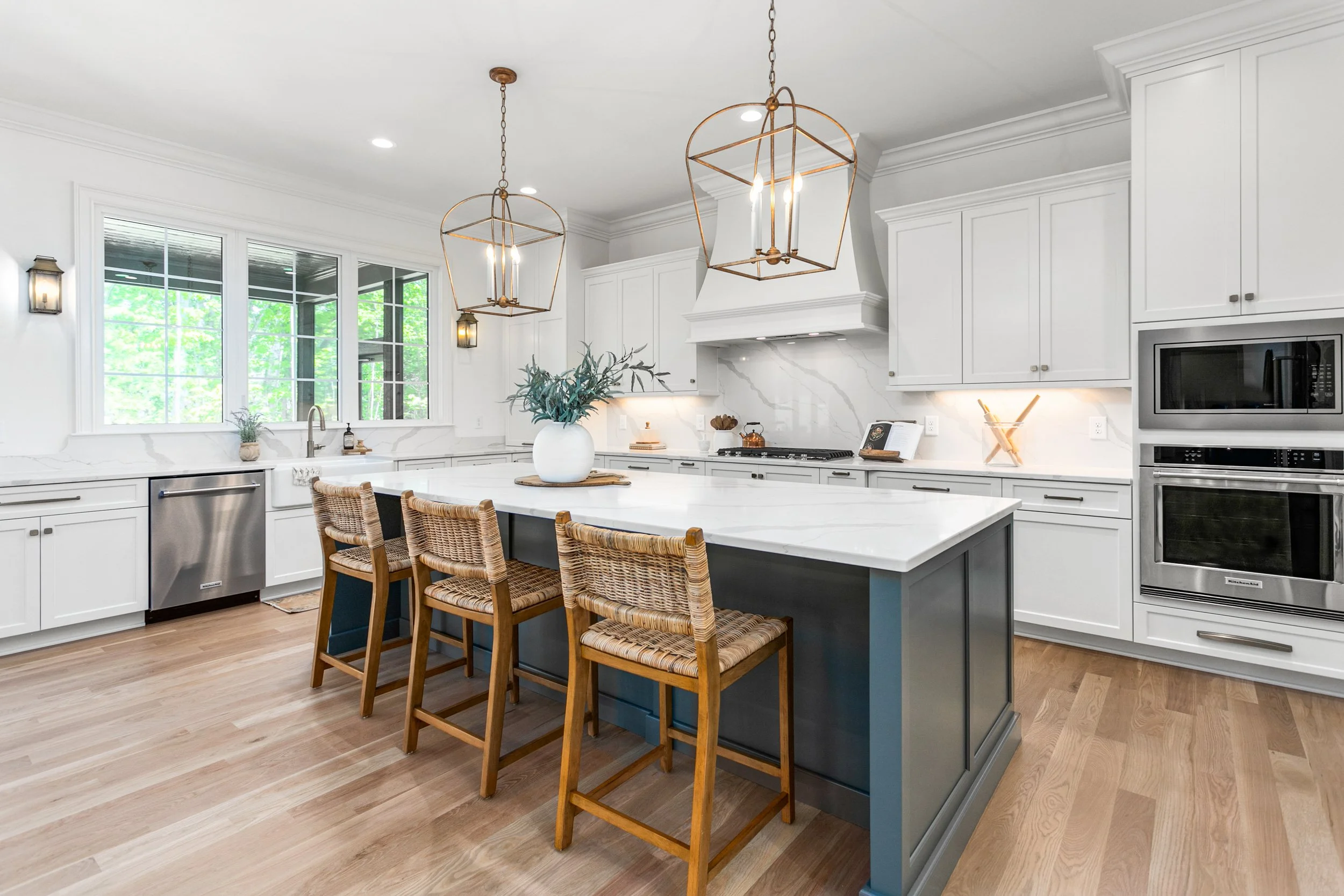 8198 Falcon Trail-16.jpg