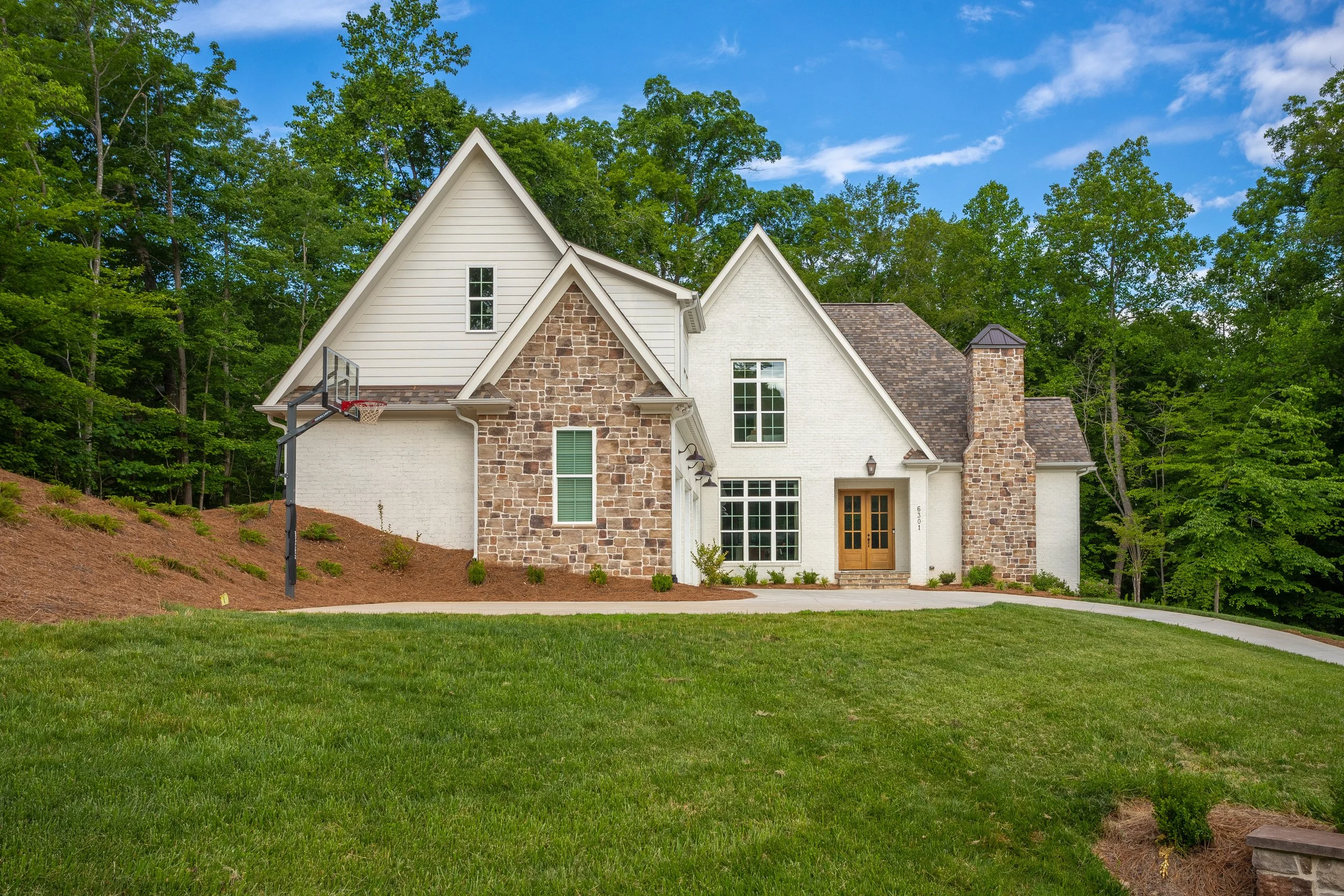 6301 Alley Ridge Way-5.jpg