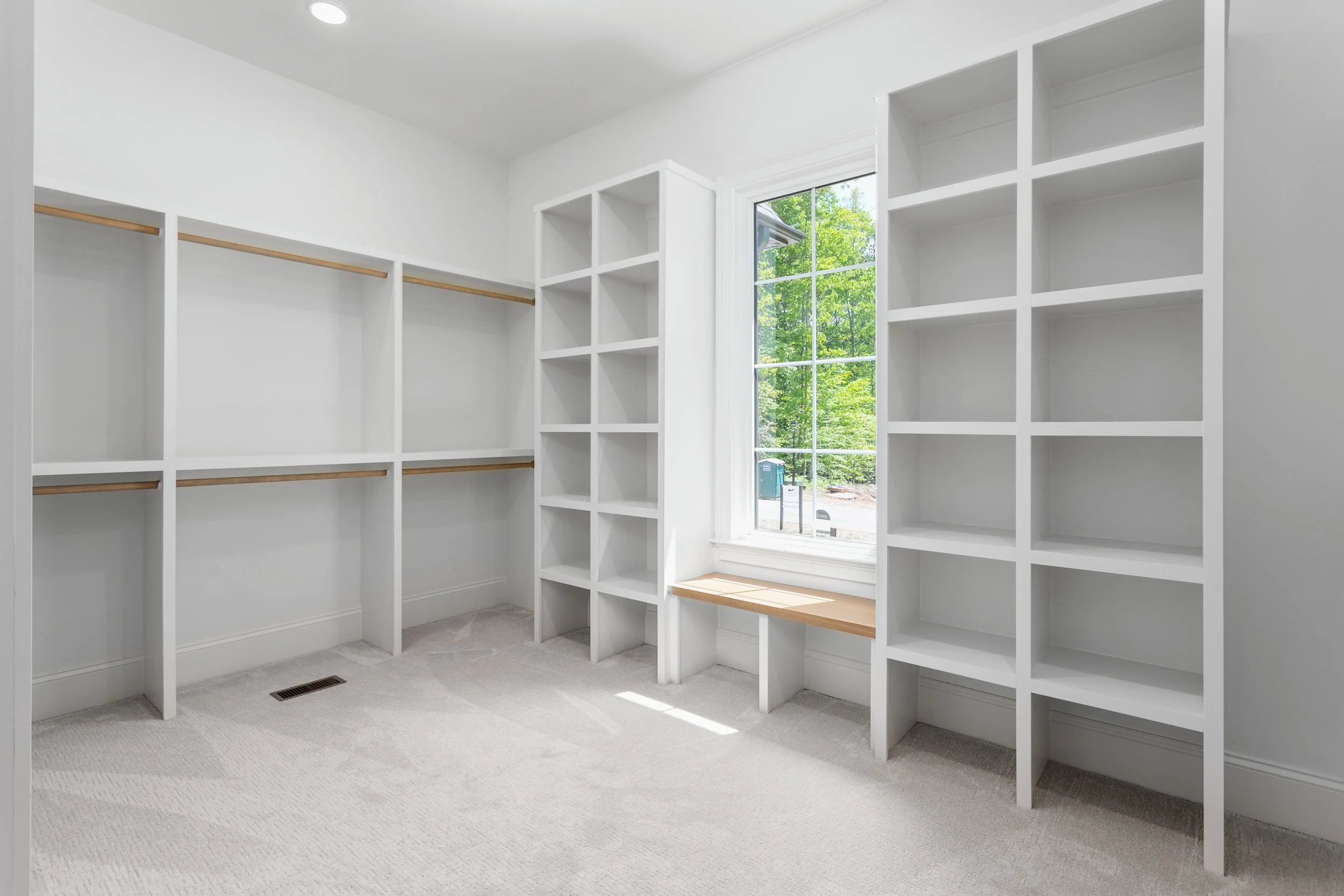 8198 Falcon Trail-37.jpg