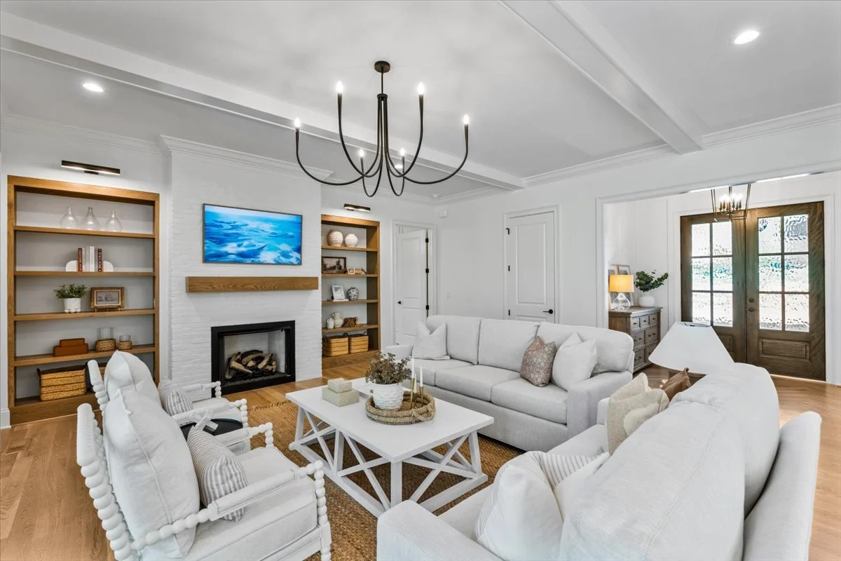 10-Megan 8199 Falcon-10.jpg