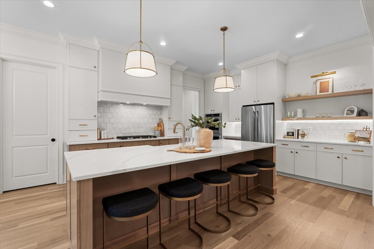 38-Megan 7784 Polar-7.jpg