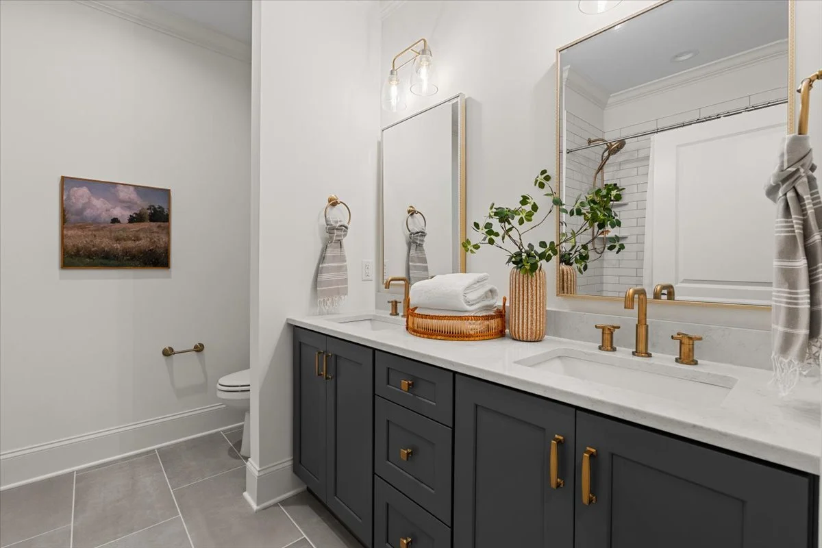 26-Megan 7784 Polar-26.jpg