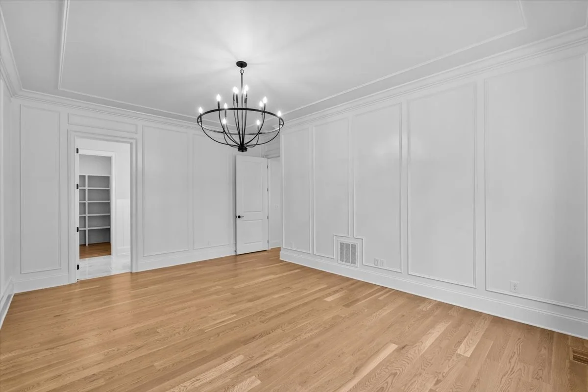 29-Megan 8199 Falcon-29.jpg