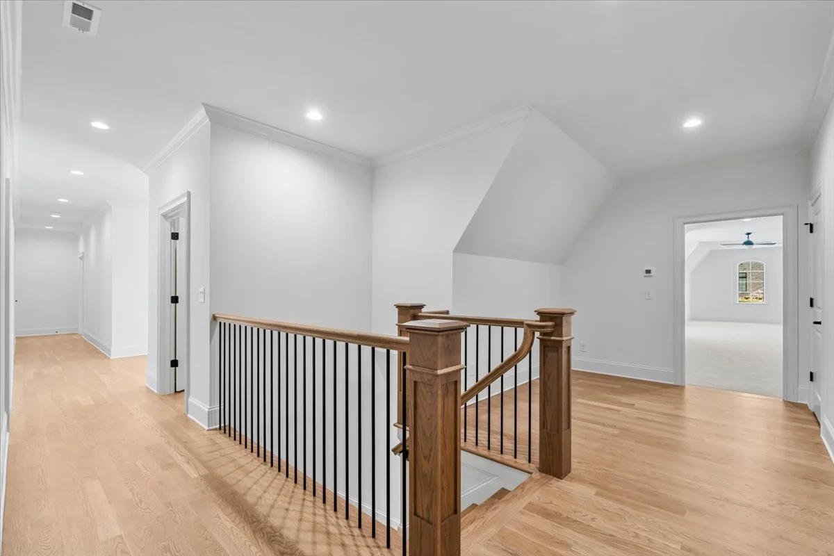 42-Megan 8199 Falcon-42.jpg