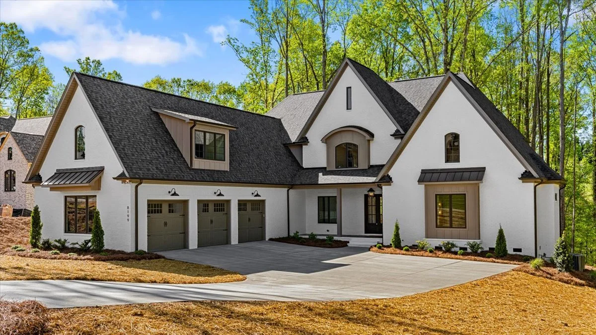 02-Megan 8199 Falcon-2.jpg