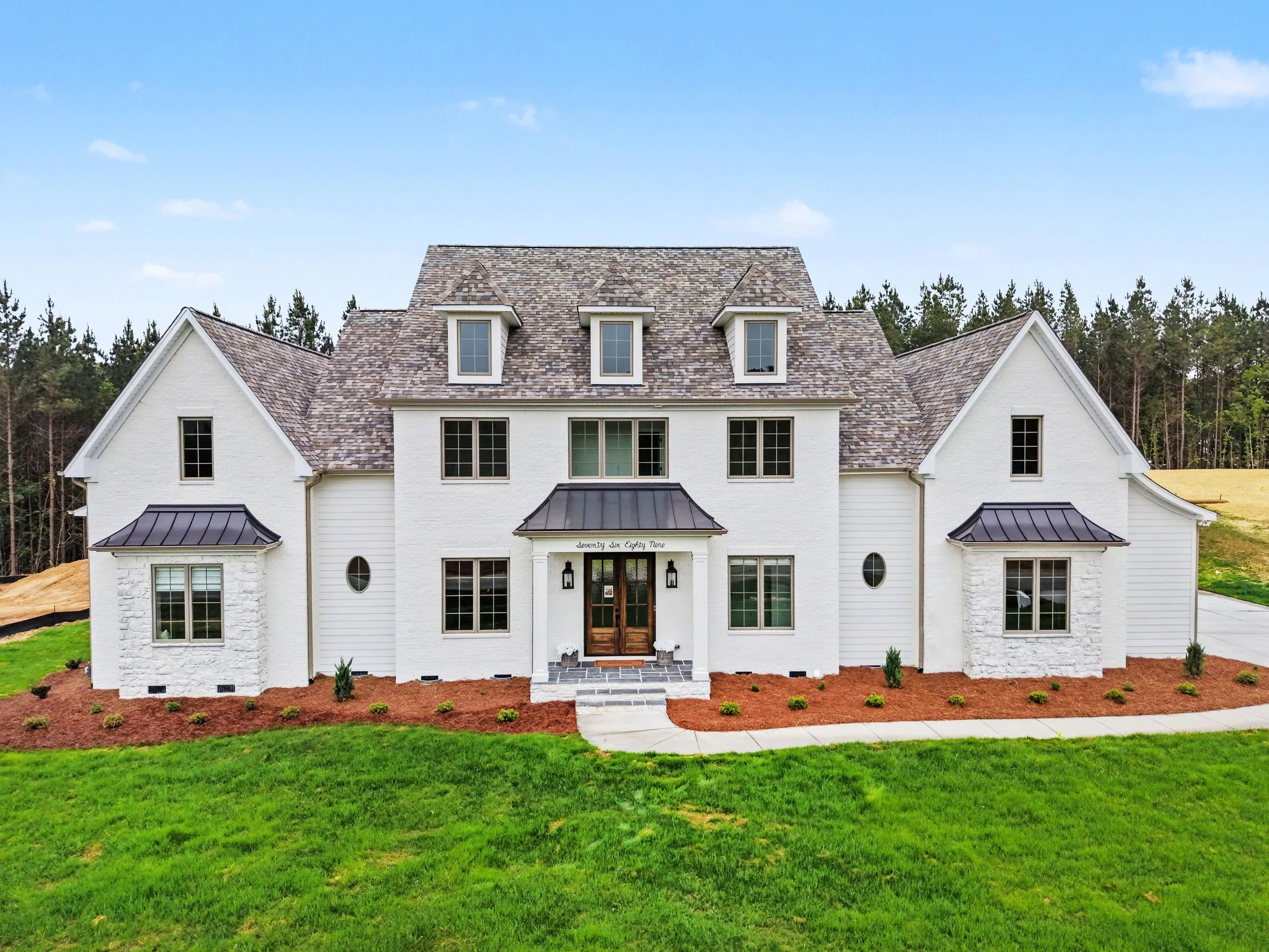 Lot 19 Manderley