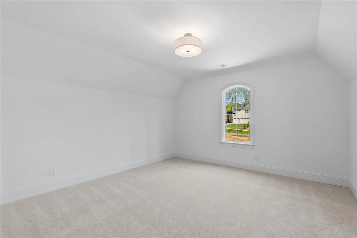 53-Megan 8199 Falcon-53.jpg