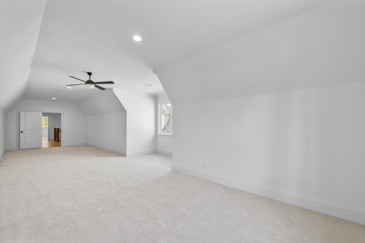 44-Megan 8199 Falcon-44.jpg