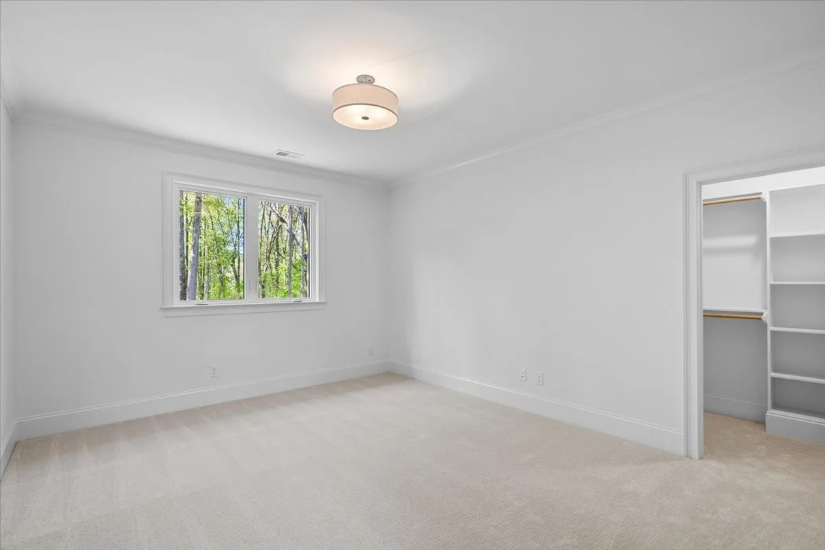 50-Megan 8199 Falcon-50.jpg