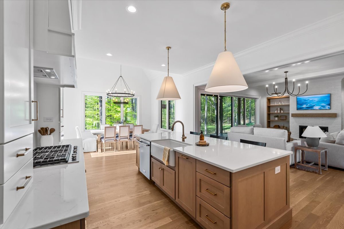 23-Megan 8199 Falcon-23.jpg