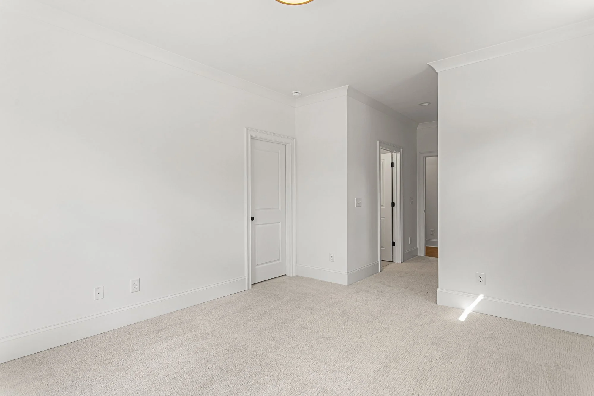 6388 Whitaker Trce-59.jpg