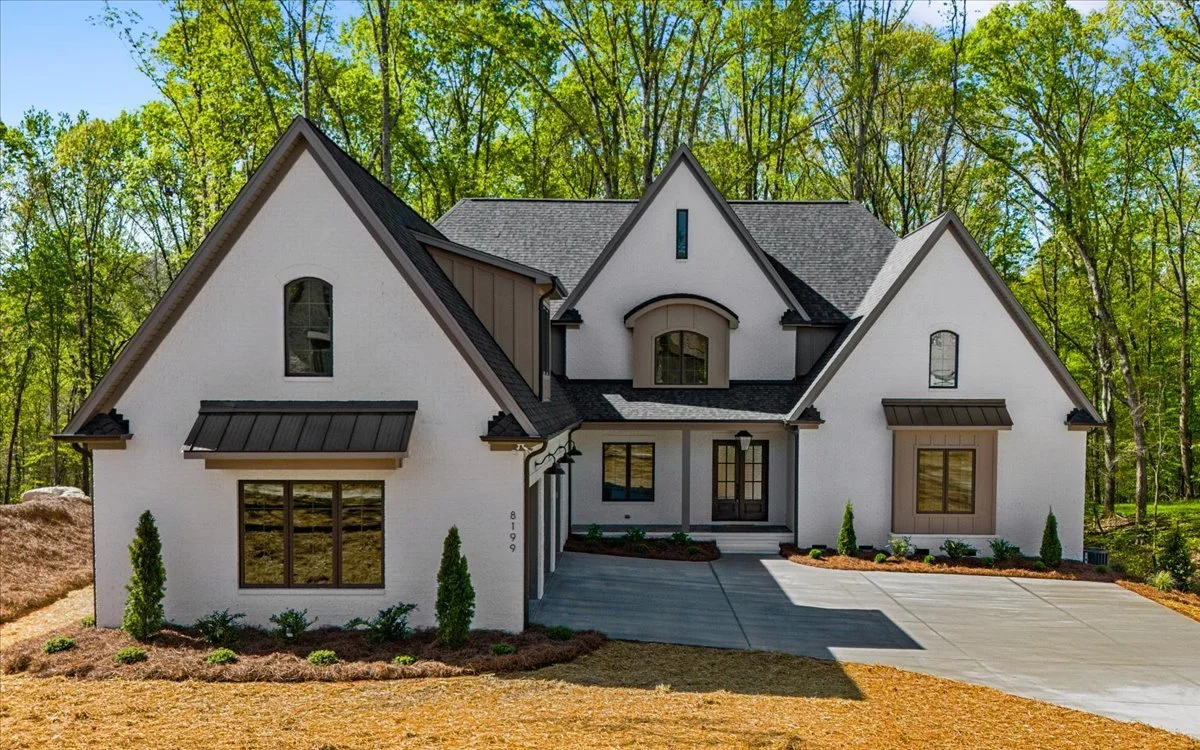 04-Megan 8199 Falcon-4.jpg